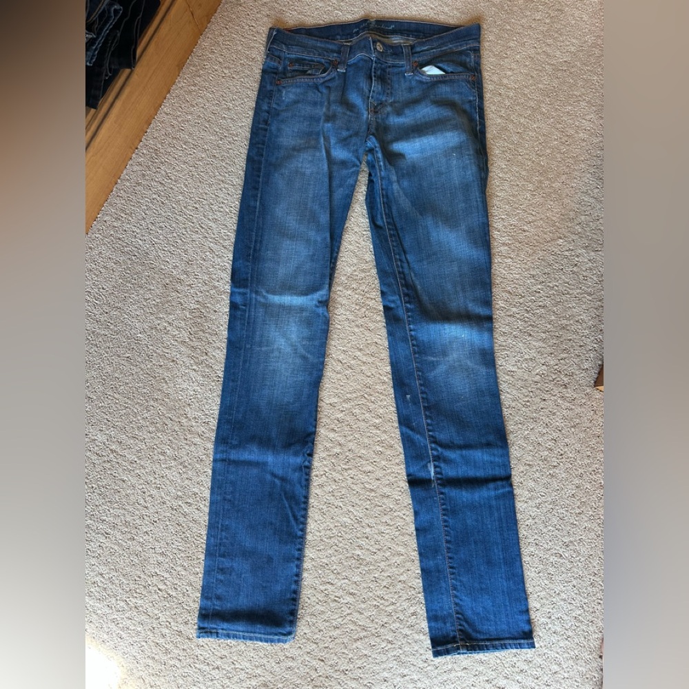 Classic Straight Leg Blue Jeans. Seven for all mankind